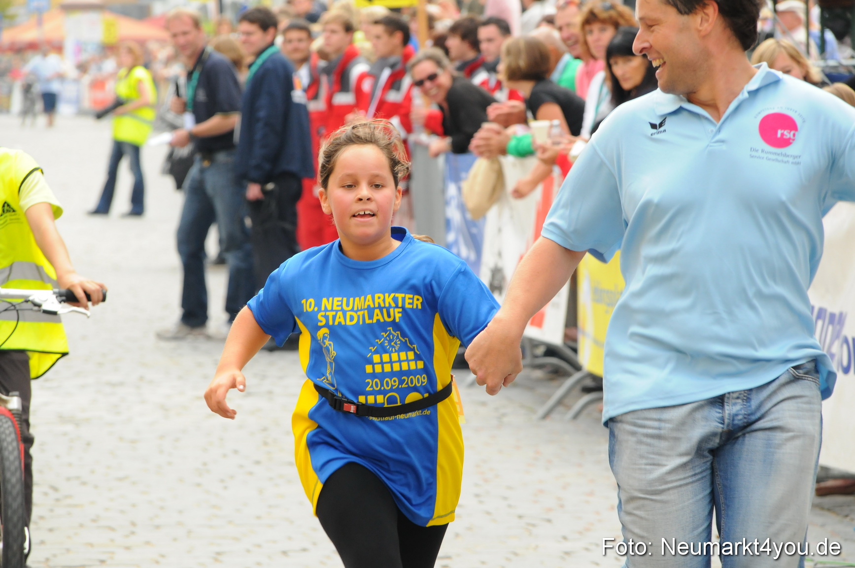 0087 Stadtlauf Neumarkt Bambinilaeufe 200909